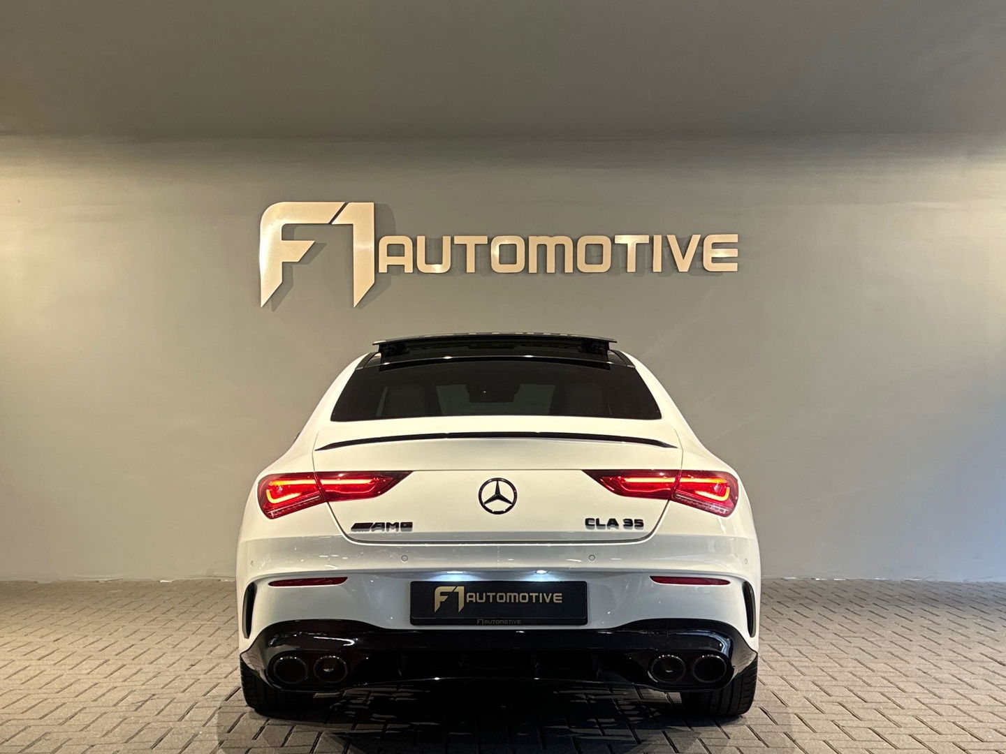 Mercedes-Benz CLA-Klasse 220 AMG Pano|Sfeer|Camera|Nightpakket