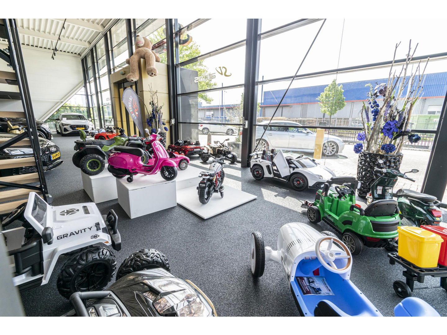 Mercedes-Benz A-Klasse A250e AMG 218pk Hybrid Panoramadak Night pakket Widescreen Sfeerverlichting 19" LMV NLauto