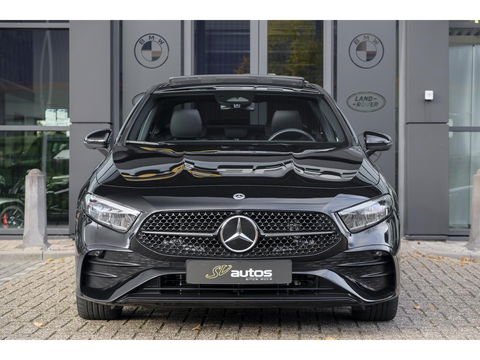 Mercedes-Benz A-Klasse A250e AMG 218pk Hybrid Panoramadak Night pakket Widescreen Sfeerverlichting 19" LMV NLauto