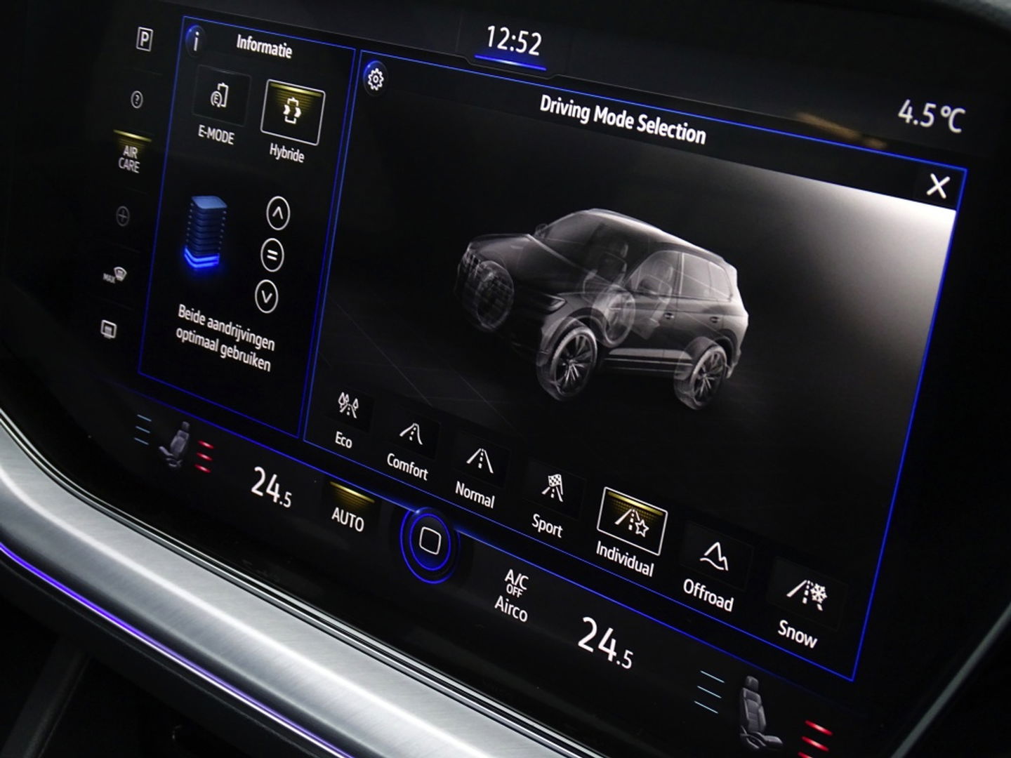 Volkswagen Touareg 3.0 TSI e-Hybrid 462PK / pano / 360° / trekhaak