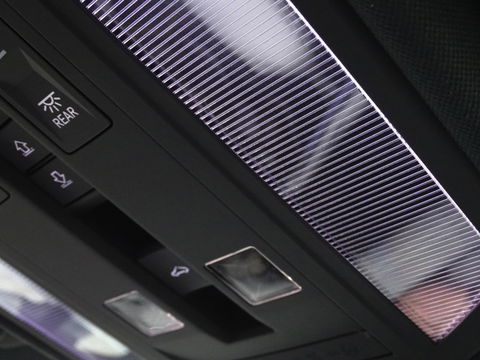 Volkswagen Touareg 3.0 TSI e-Hybrid 462PK / pano / 360° / trekhaak