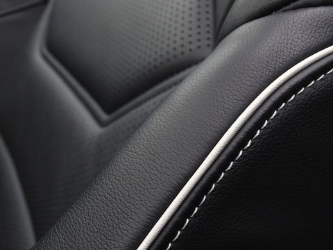 Volkswagen Touareg 3.0 TSI e-Hybrid 462PK / pano / 360° / trekhaak