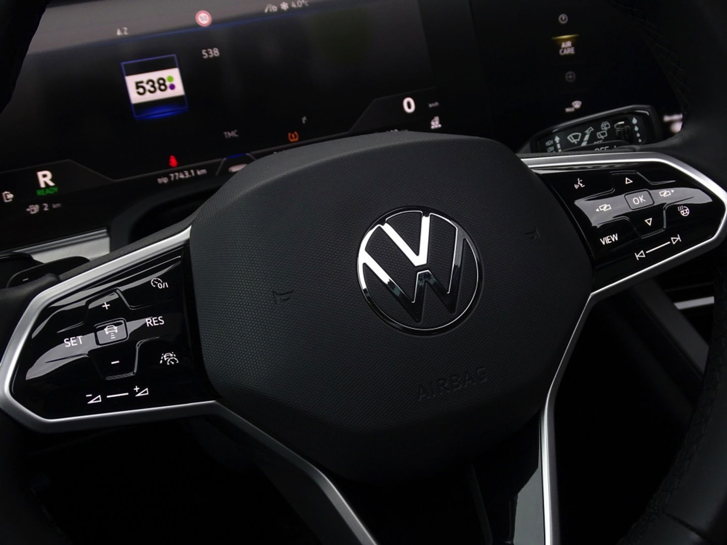 Volkswagen Touareg 3.0 TSI e-Hybrid 462PK / pano / 360° / trekhaak