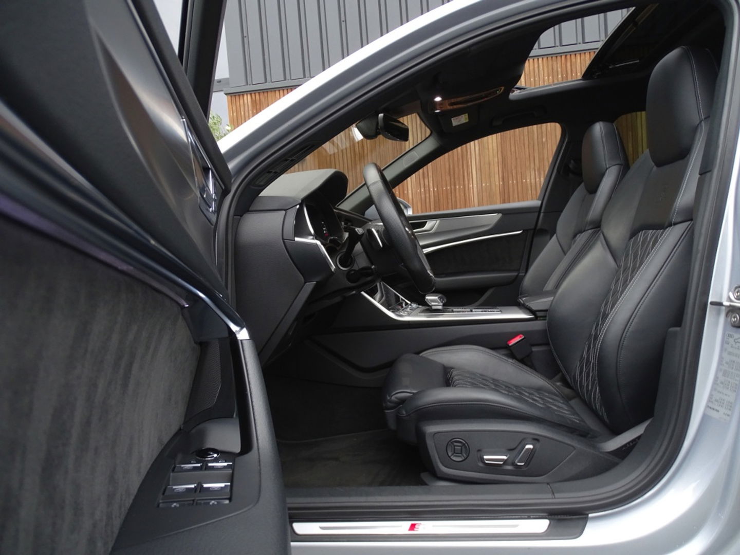 Audi A6 55 TFSI V6T 340PK / S6 Edit. / B&O / 360° / Pano / Matrix