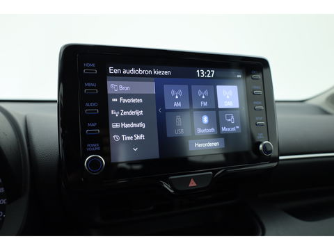 Toyota Yaris 1.5 Hybrid Active | Adapt. Cruise | CarPlay | Stoelverw. | Camera | All-season | Navi by App