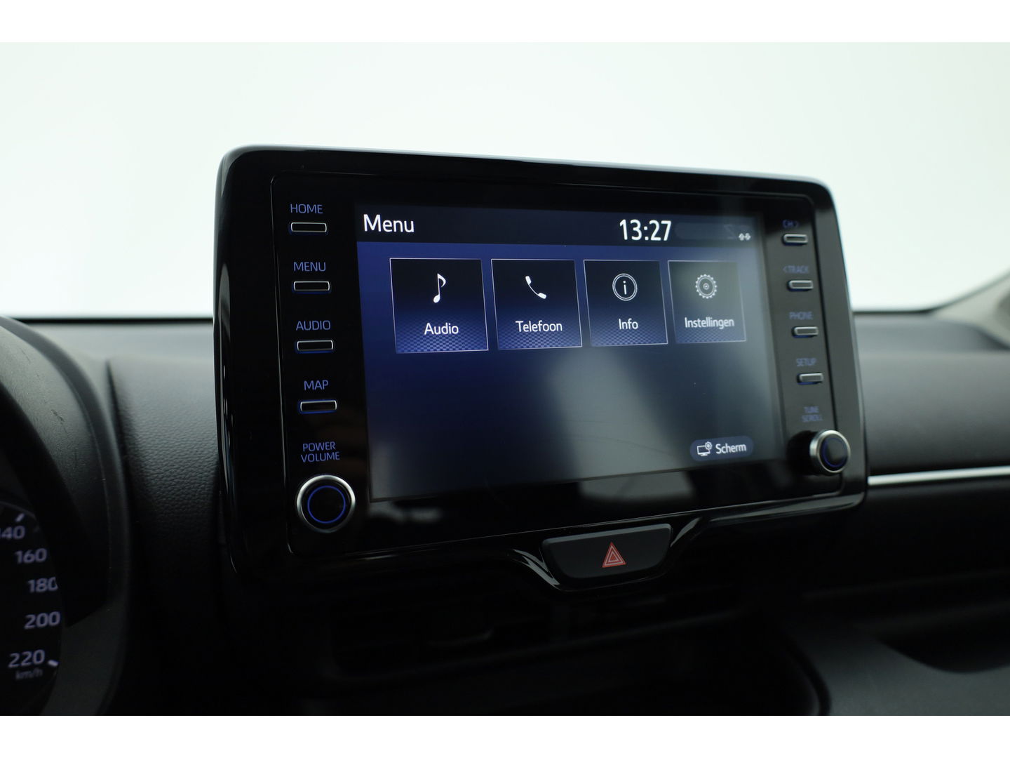 Toyota Yaris 1.5 Hybrid Active | Adapt. Cruise | CarPlay | Stoelverw. | Camera | All-season | Navi by App