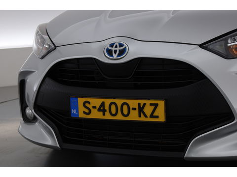 Toyota Yaris 1.5 Hybrid Active | Adapt. Cruise | CarPlay | Stoelverw. | Camera | All-season | Navi by App