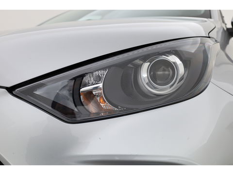 Toyota Yaris 1.5 Hybrid Active | Adapt. Cruise | CarPlay | Stoelverw. | Camera | All-season | Navi by App