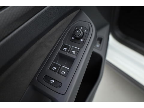 Volkswagen Golf 1.4 eHybrid GTE | Pano | IQ. Light | Keyless | 18'' | Mistlampen | Navi | CarPlay | Adapt. Cruise | Camera | Dodehoekdet. |