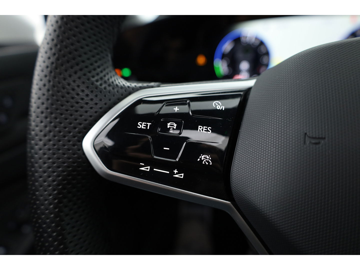 Volkswagen Golf 1.4 eHybrid GTE | Pano | IQ. Light | Keyless | 18'' | Mistlampen | Navi | CarPlay | Adapt. Cruise | Camera | Dodehoekdet. |