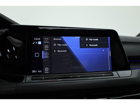 Volkswagen Golf 1.4 eHybrid GTE | Pano | IQ. Light | Keyless | 18'' | Mistlampen | Navi | CarPlay | Adapt. Cruise | Camera | Dodehoekdet. |