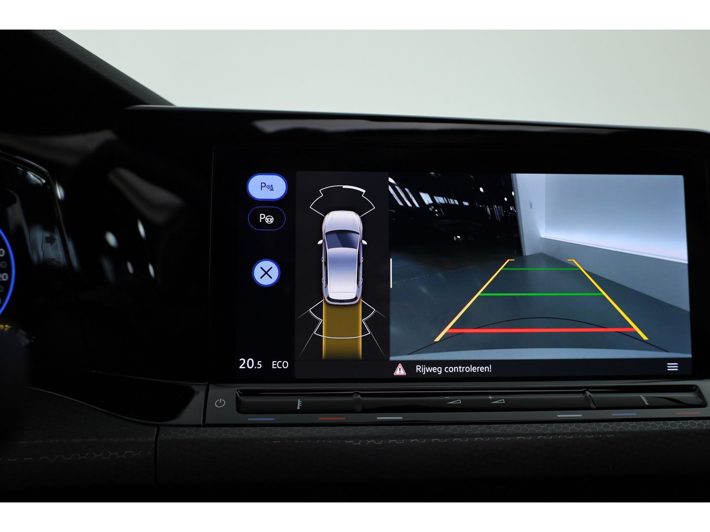 Volkswagen Golf 1.4 eHybrid GTE | Pano | IQ. Light | Keyless | 18'' | Mistlampen | Navi | CarPlay | Adapt. Cruise | Camera | Dodehoekdet. |