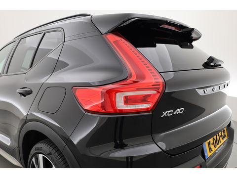 Volvo XC40 Recharge P8 AWD R-Design 408pk | Pano | Elek. Trekhaak | CarPlay | Keyless | Adapt. Cruise | H&K Audio | 360Cam | Google