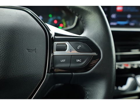 Peugeot e-208 EV Allure Pack 50 kWh | CarPlay | PDC V+A | Camera | Cruise Contr. | DAB | LED | Stoel verw. | 16'' | Navi