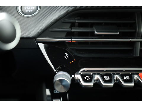Peugeot e-208 EV Allure Pack 50 kWh | CarPlay | PDC V+A | Camera | Cruise Contr. | DAB | LED | Stoel verw. | 16'' | Navi