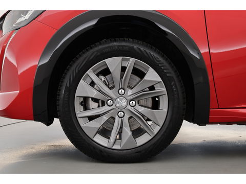 Peugeot e-208 EV Allure Pack 50 kWh | CarPlay | PDC V+A | Camera | Cruise Contr. | DAB | LED | Stoel verw. | 16'' | Navi