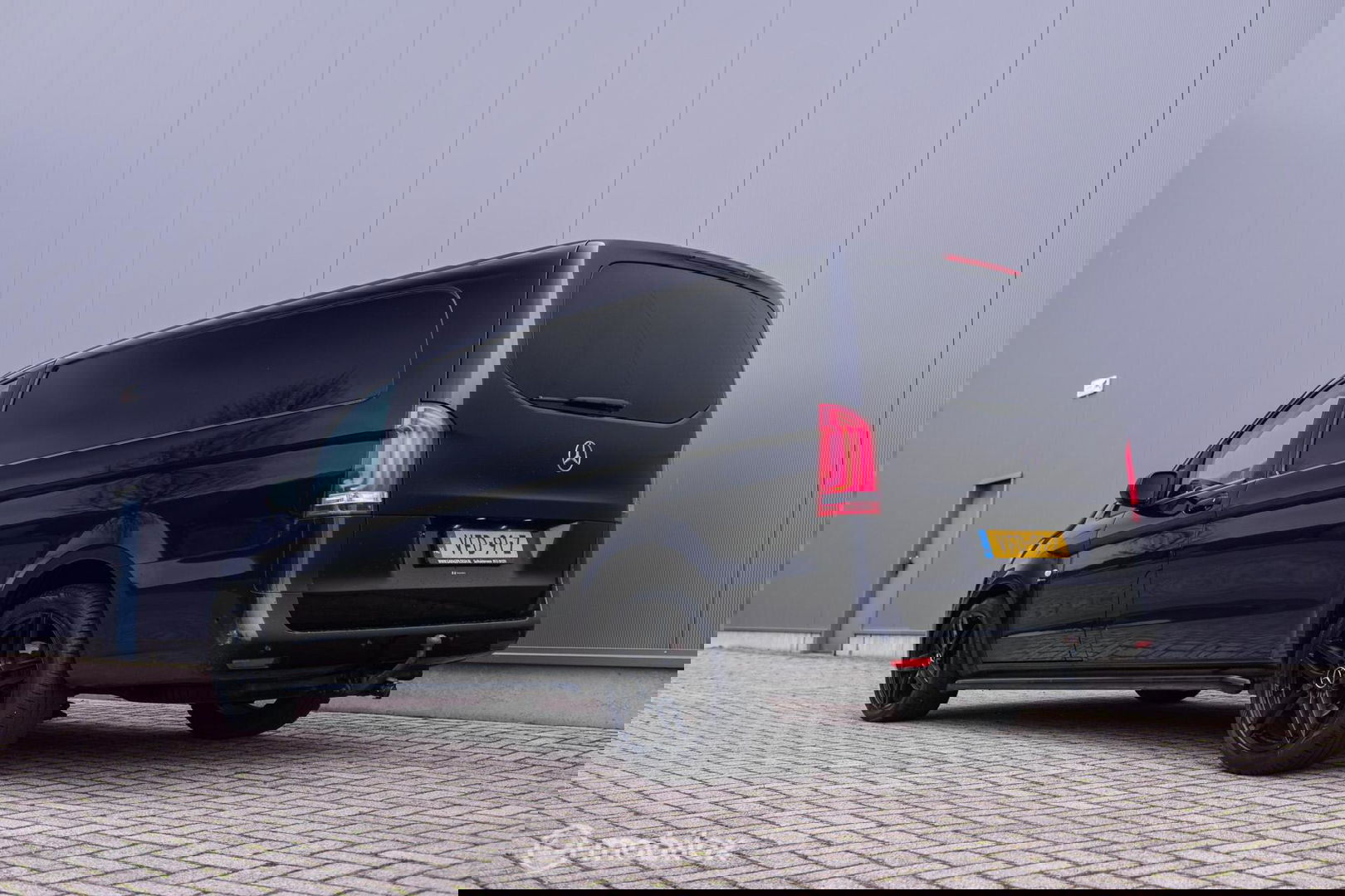 Mercedes-Benz Vito Bestel 119 CDI Extra Lang 4X4 Automaat | Camera | AMG Trekhaak | Cruise | stoelverwarming | LED |