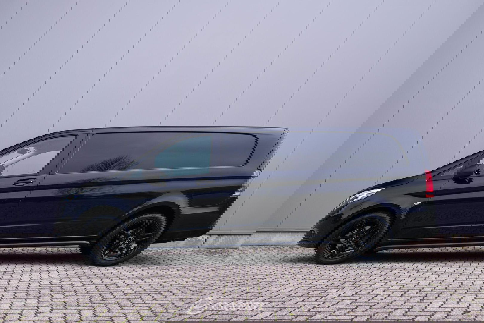 Mercedes-Benz Vito Bestel 119 CDI Extra Lang 4X4 Automaat | Camera | AMG Trekhaak | Cruise | stoelverwarming | LED |