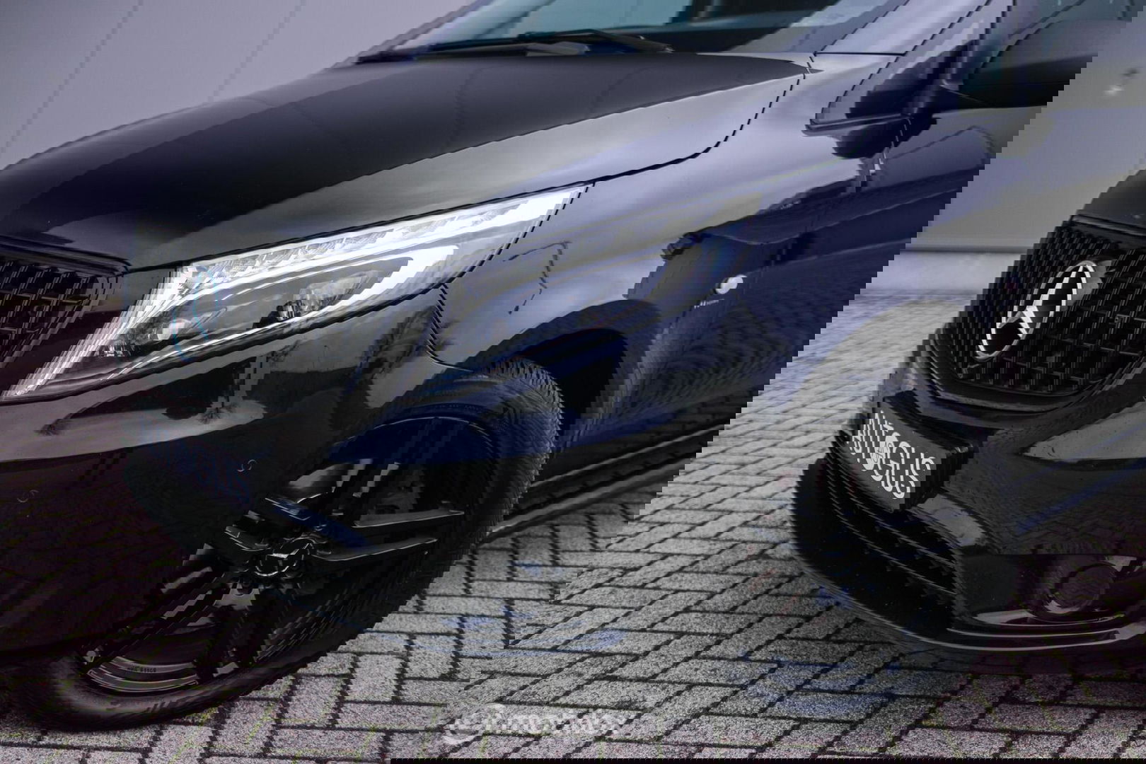 Mercedes-Benz Vito Bestel 119 CDI Extra Lang 4X4 Automaat | Camera | AMG Trekhaak | Cruise | stoelverwarming | LED |