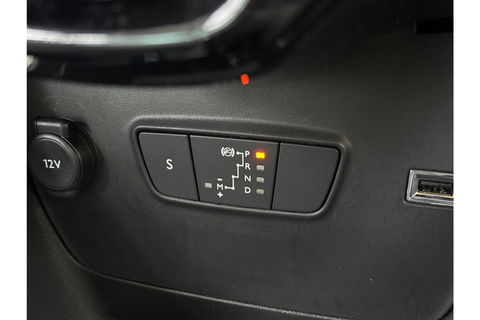 Citroën C3 Aircross 1.2 PT S&S SHINE AUTOMAAT NAVI PDC-CAMERA CRUISECONTROL.