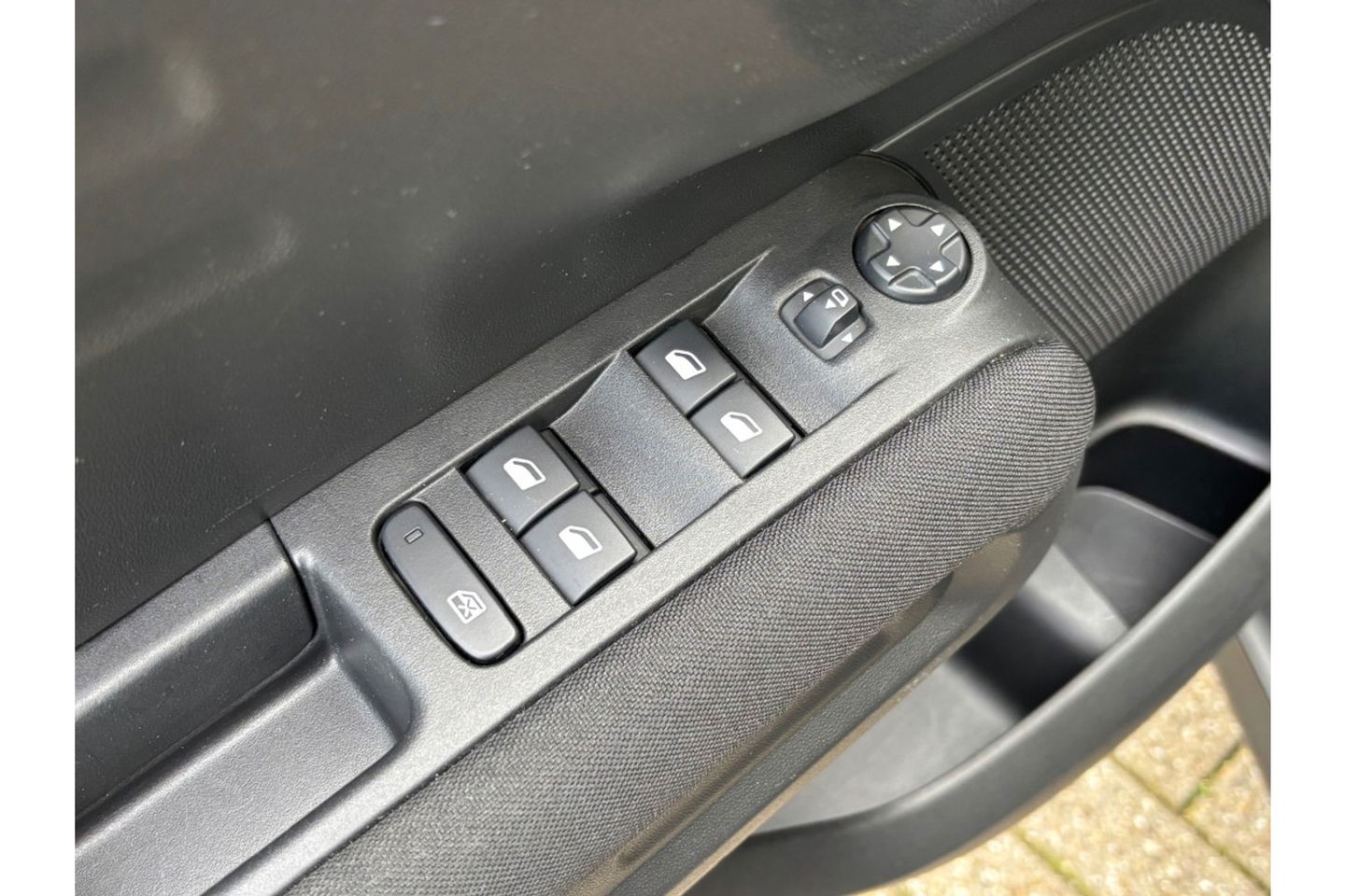 Citroën C3 Aircross 1.2 PT S&S SHINE AUTOMAAT NAVI PDC-CAMERA CRUISECONTROL.