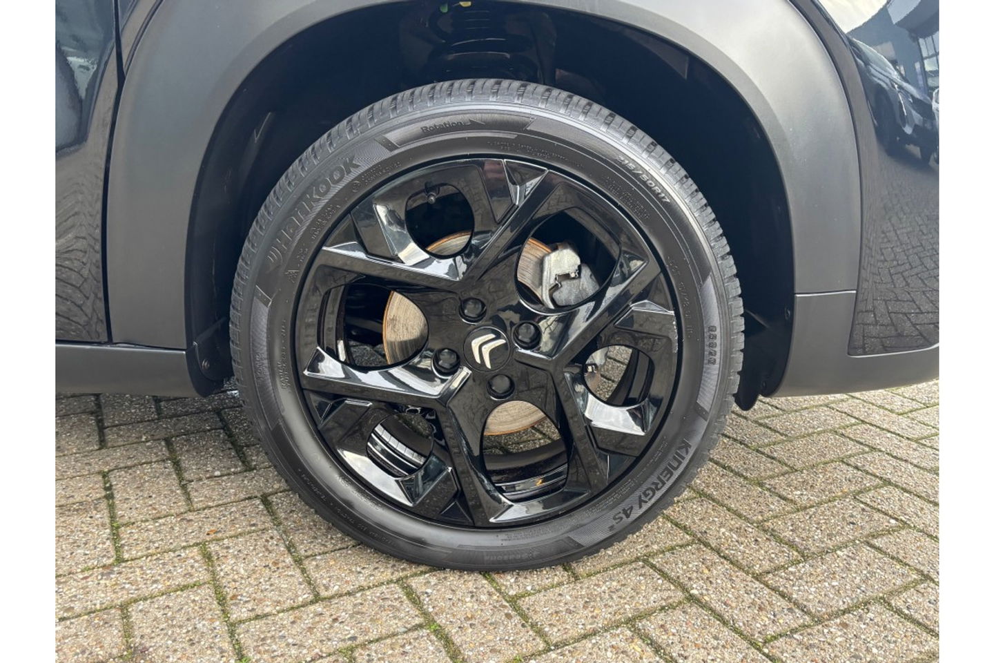 Citroën C3 Aircross 1.2 PT S&S SHINE AUTOMAAT NAVI PDC-CAMERA CRUISECONTROL.