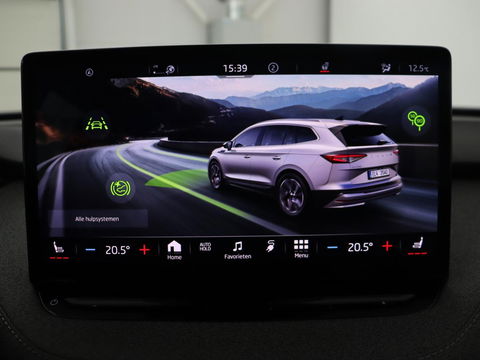 Škoda Enyaq iV 80 | Stoel & stuurverwarming | Carplay | Keyless | Navigatie | Camera | Half leder | Cruise control | Full LED | Parkeerhulp