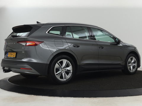 Škoda Enyaq iV 80 | Stoel & stuurverwarming | Carplay | Keyless | Navigatie | Camera | Half leder | Cruise control | Full LED | Parkeerhulp