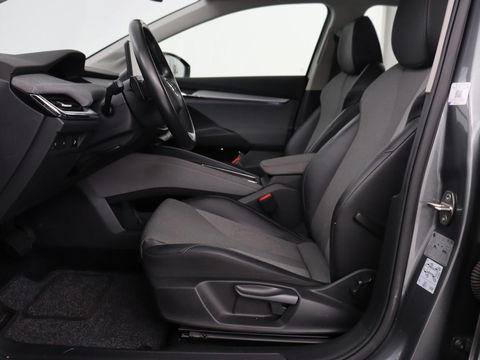 Škoda Enyaq iV 80 | Stoel & stuurverwarming | Carplay | Keyless | Navigatie | Camera | Half leder | Cruise control | Full LED | Parkeerhulp