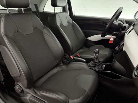 Opel ADAM 1.4 Bi-Fuel Unlimited | Carplay | Cruise | Stoel/Stuur verw. | Airco | Parkeersens.