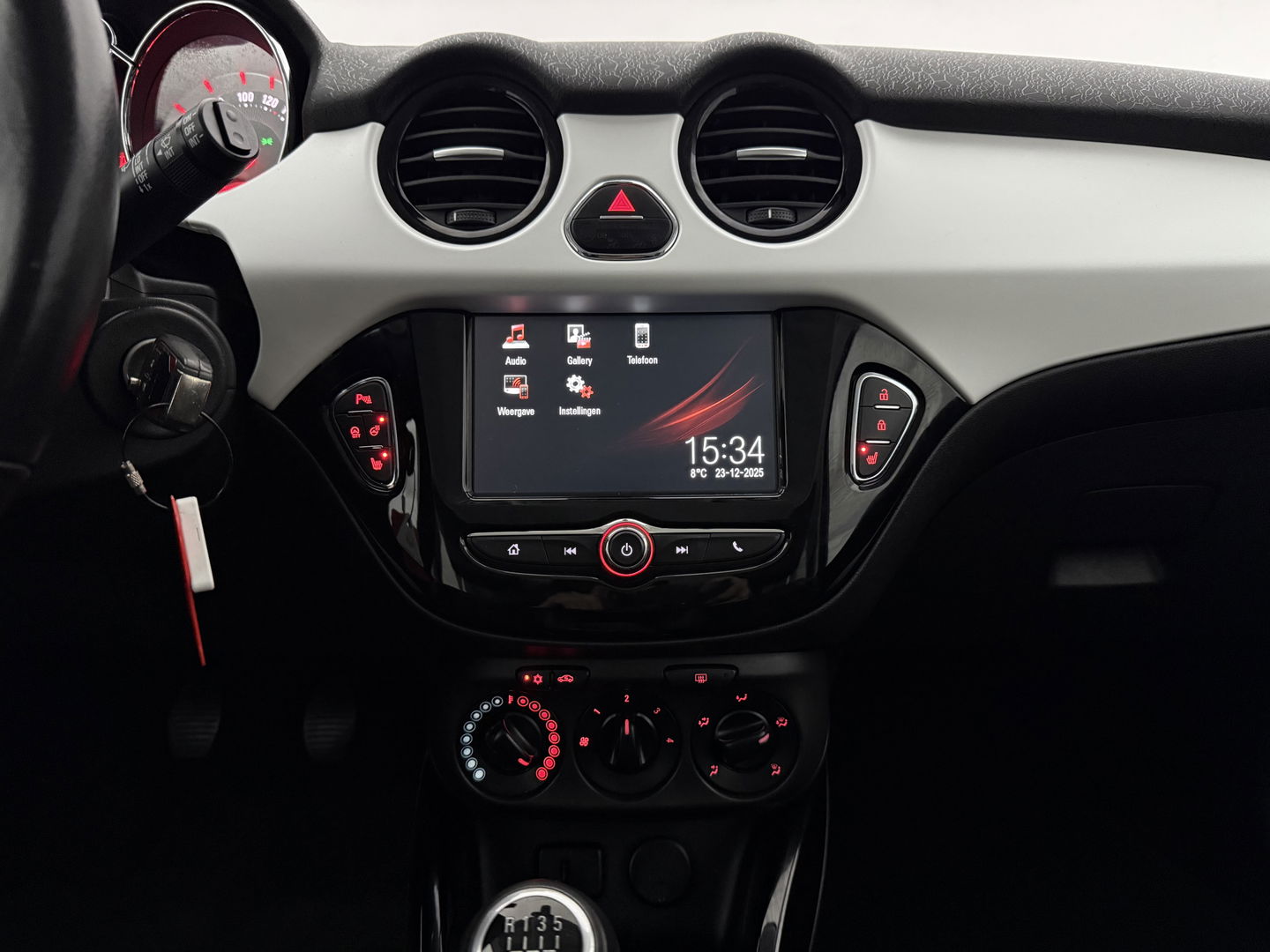 Opel ADAM 1.4 Bi-Fuel Unlimited | Carplay | Cruise | Stoel/Stuur verw. | Airco | Parkeersens.