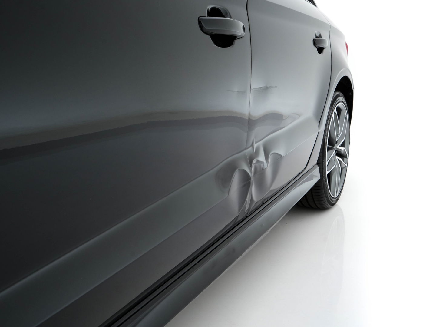 Audi A3 Limousine 1.6 TDI S-Line Ambition Sport Edition *XENON | NAVI-FULLMAP | COMFORT-SEATS | PRIVACY-GLASS | ECC | PDC | CRUISE | 18''ALU*