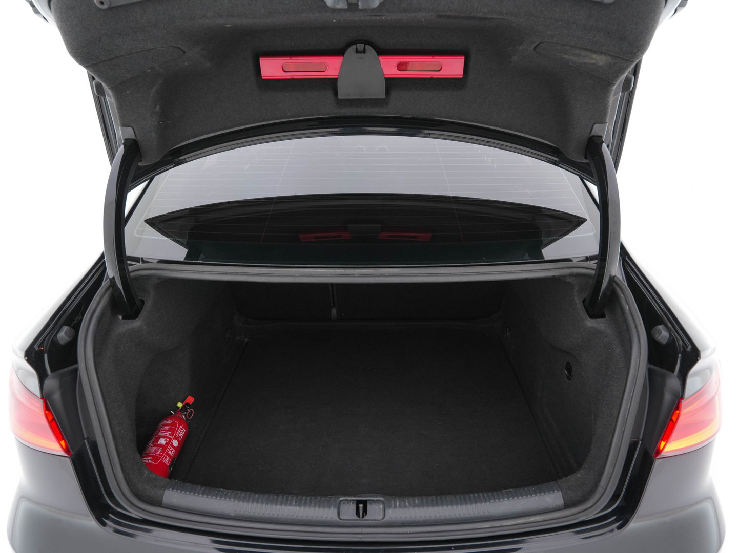 Audi A3 Limousine 1.6 TDI S-Line Ambition Sport Edition *XENON | NAVI-FULLMAP | COMFORT-SEATS | PRIVACY-GLASS | ECC | PDC | CRUISE | 18''ALU*