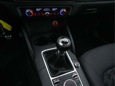 Audi A3 Limousine 1.6 TDI S-Line Ambition Sport Edition *XENON | NAVI-FULLMAP | COMFORT-SEATS | PRIVACY-GLASS | ECC | PDC | CRUISE | 18''ALU*