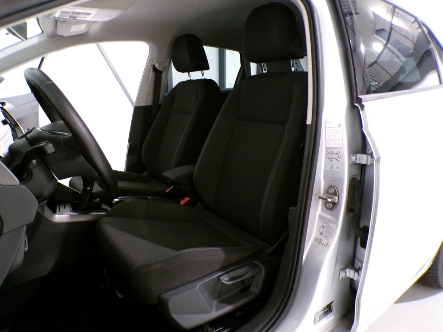 Volkswagen Polo 1.0 TSI Comfortline "Origineel NL!" Apple-Carplay Adaptive-Cruise Navigatie Airco Bluetooth DAB+ Garantie