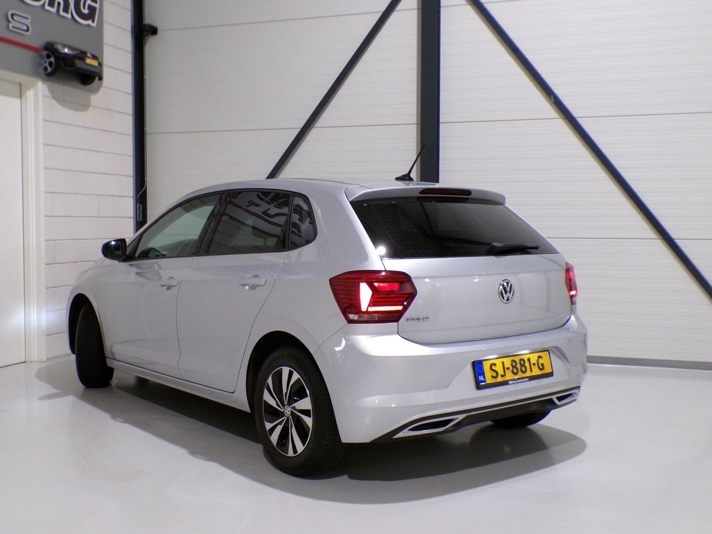 Volkswagen Polo 1.0 TSI Comfortline "Origineel NL!" Apple-Carplay Adaptive-Cruise Navigatie Airco Bluetooth DAB+ Garantie