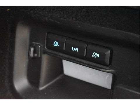 Ford Explorer 3.0 V6 EcoBoost PHEV 457 pk ST-Line 7-zits | Pano.dak | Massagestoelen | 360 gr.camera | Afn.trekhaak | Keyless | Carplay | Memorystoelen | Z+W banden