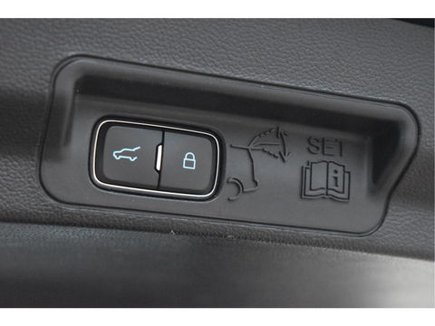 Ford Explorer 3.0 V6 EcoBoost PHEV 457 pk ST-Line 7-zits | Pano.dak | Massagestoelen | 360 gr.camera | Afn.trekhaak | Keyless | Carplay | Memorystoelen | Z+W banden