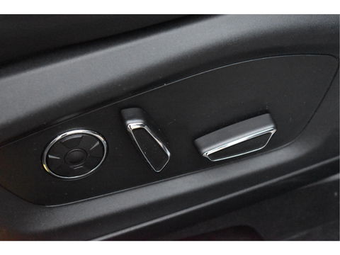 Ford Explorer 3.0 V6 EcoBoost PHEV 457 pk ST-Line 7-zits | Pano.dak | Massagestoelen | 360 gr.camera | Afn.trekhaak | Keyless | Carplay | Memorystoelen | Z+W banden