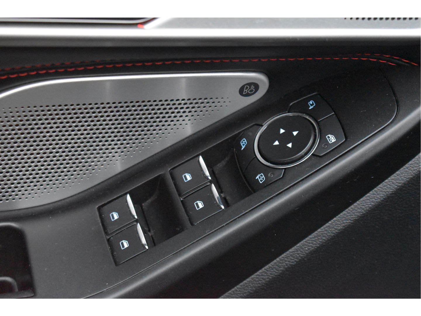 Ford Explorer 3.0 V6 EcoBoost PHEV 457 pk ST-Line 7-zits | Pano.dak | Massagestoelen | 360 gr.camera | Afn.trekhaak | Keyless | Carplay | Memorystoelen | Z+W banden