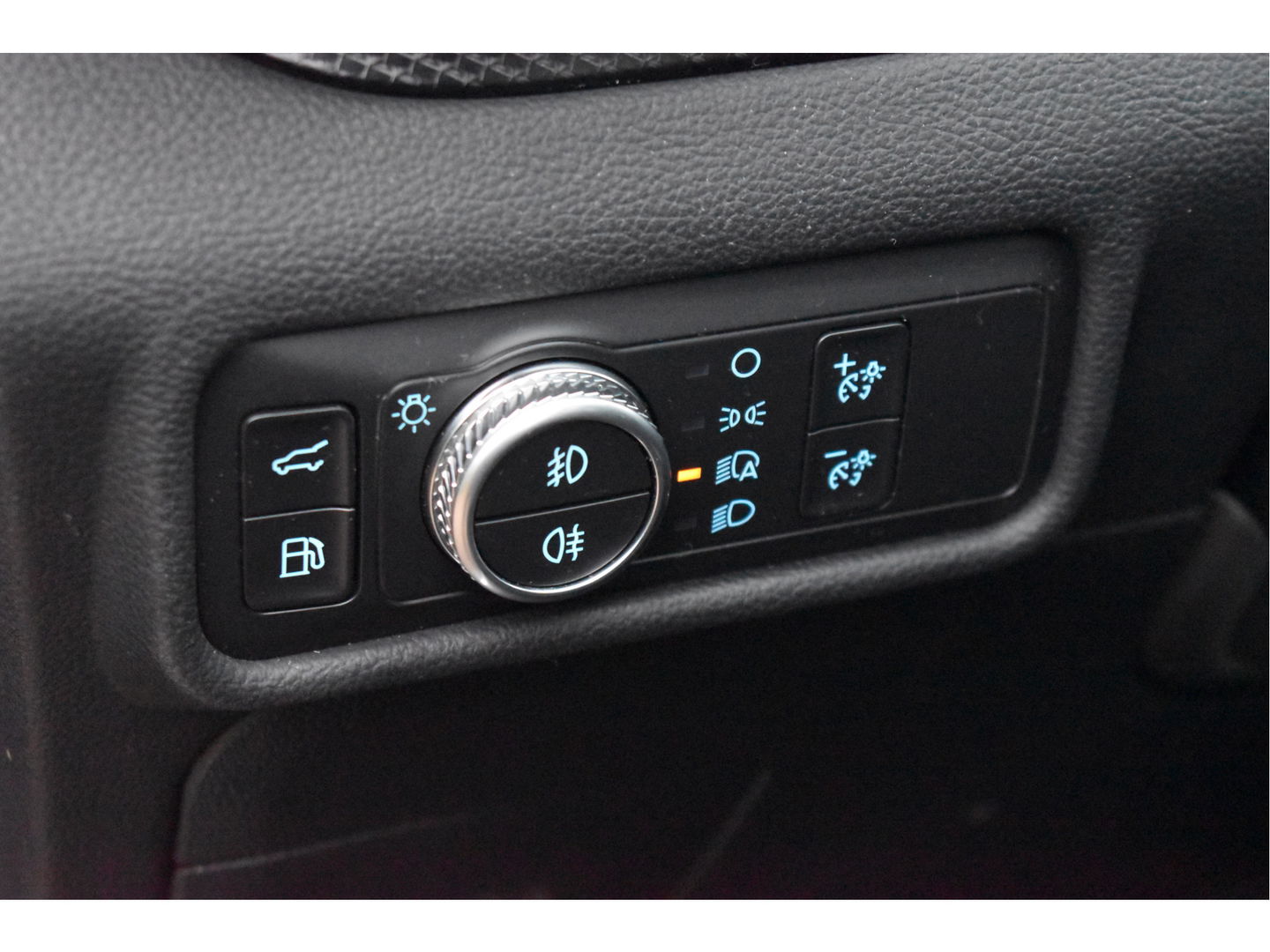 Ford Explorer 3.0 V6 EcoBoost PHEV 457 pk ST-Line 7-zits | Pano.dak | Massagestoelen | 360 gr.camera | Afn.trekhaak | Keyless | Carplay | Memorystoelen | Z+W banden