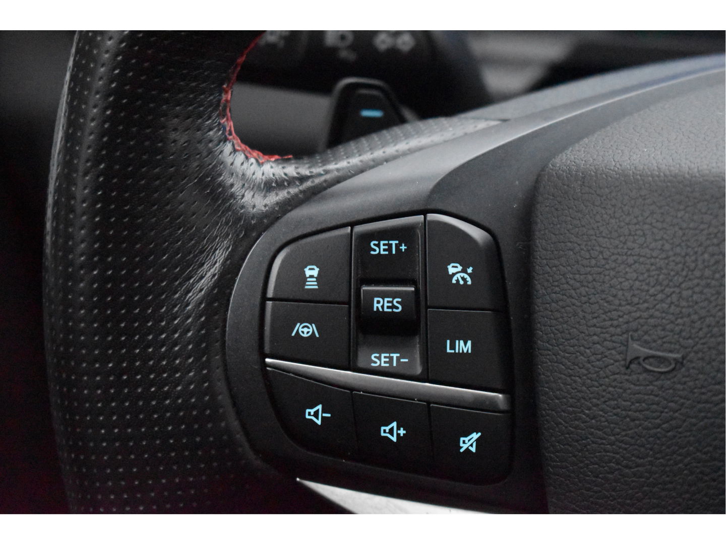 Ford Explorer 3.0 V6 EcoBoost PHEV 457 pk ST-Line 7-zits | Pano.dak | Massagestoelen | 360 gr.camera | Afn.trekhaak | Keyless | Carplay | Memorystoelen | Z+W banden