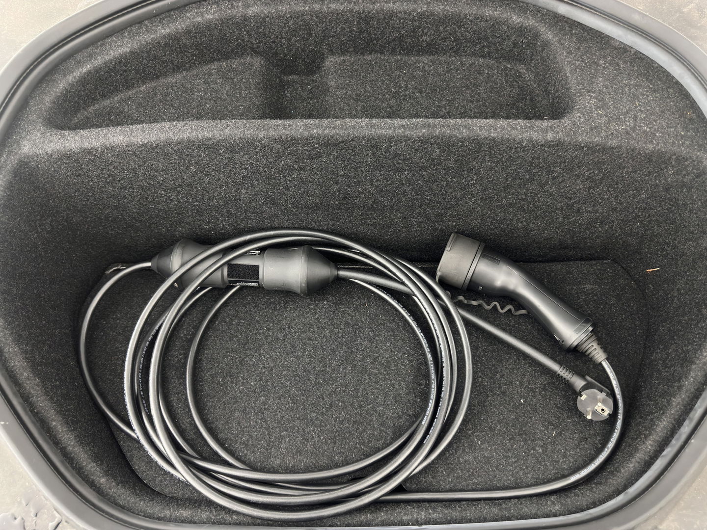 Polestar 2 Long Range Dual Motor Launch Edition 78kWh [ 3-Fase ] {SOH-92%} (INCL-BTW) *PANO | LEATHER | NAVI-FULLMAP | FULL-LED | BLIND-SPOT | KEYLESS | LANE-ASSIST | DIGI-COCKPIT | CARPLAY | DAB+ | HEATED-COMFORTSEATS | ECC | MEMORY-PACK | PDC | 20''ALU*