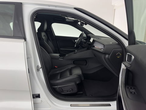 Polestar 2 Long Range Dual Motor Launch Edition 78kWh [ 3-Fase ] {SOH-92%} (INCL-BTW) *PANO | LEATHER | NAVI-FULLMAP | FULL-LED | BLIND-SPOT | KEYLESS | LANE-ASSIST | DIGI-COCKPIT | CARPLAY | DAB+ | HEATED-COMFORTSEATS | ECC | MEMORY-PACK | PDC | 20''ALU*