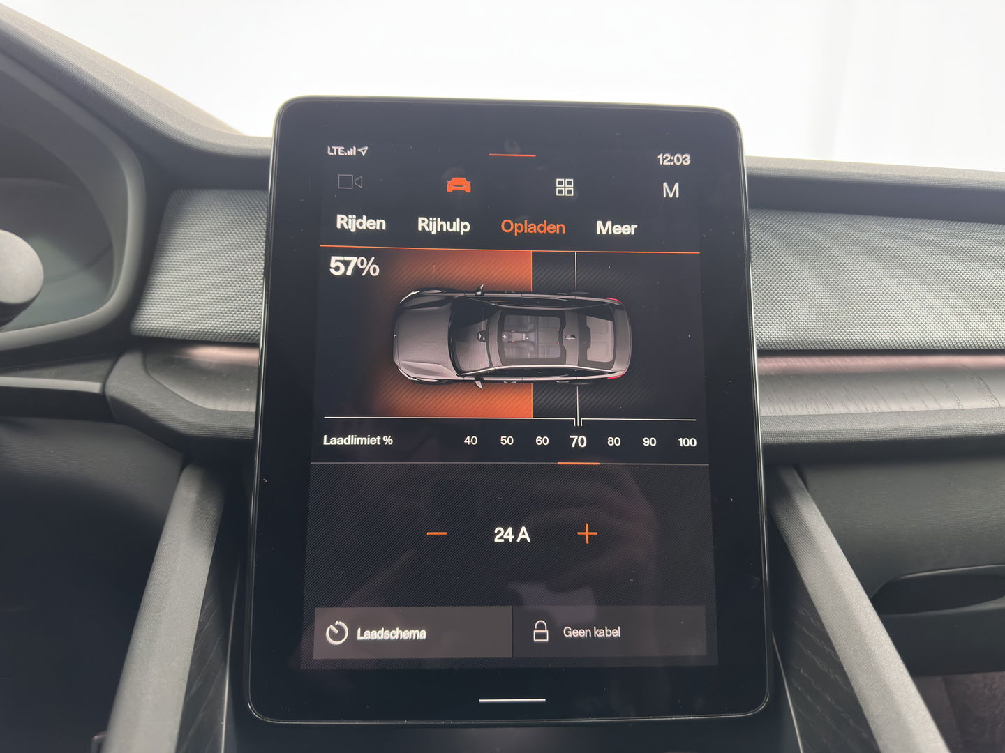 Polestar 2 Long Range Dual Motor Launch Edition 78kWh [ 3-Fase ] {SOH-92%} (INCL-BTW) *PANO | LEATHER | NAVI-FULLMAP | FULL-LED | BLIND-SPOT | KEYLESS | LANE-ASSIST | DIGI-COCKPIT | CARPLAY | DAB+ | HEATED-COMFORTSEATS | ECC | MEMORY-PACK | PDC | 20''ALU*