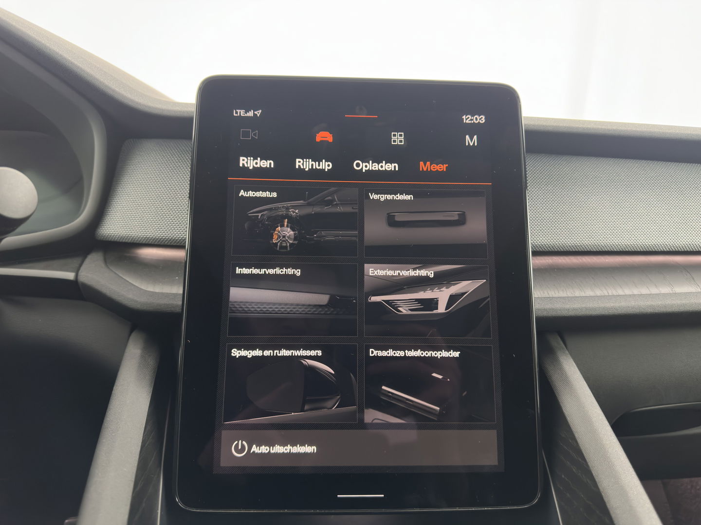 Polestar 2 Long Range Dual Motor Launch Edition 78kWh [ 3-Fase ] {SOH-92%} (INCL-BTW) *PANO | LEATHER | NAVI-FULLMAP | FULL-LED | BLIND-SPOT | KEYLESS | LANE-ASSIST | DIGI-COCKPIT | CARPLAY | DAB+ | HEATED-COMFORTSEATS | ECC | MEMORY-PACK | PDC | 20''ALU*