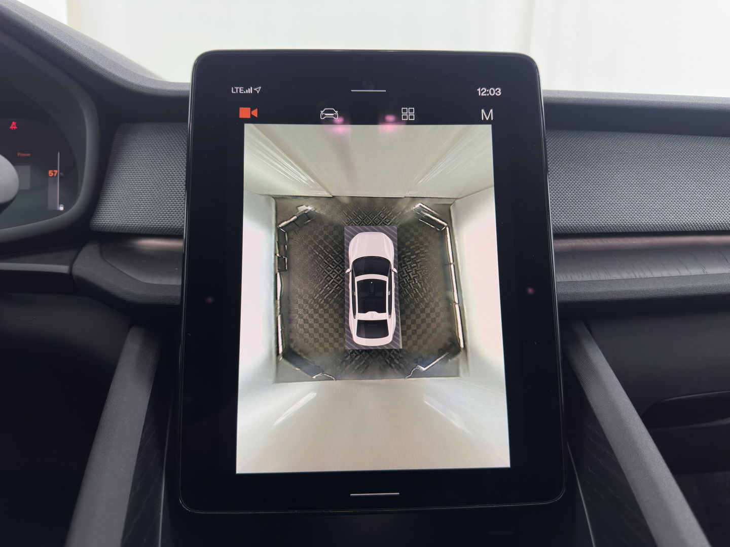 Polestar 2 Long Range Dual Motor Launch Edition 78kWh [ 3-Fase ] {SOH-92%} (INCL-BTW) *PANO | LEATHER | NAVI-FULLMAP | FULL-LED | BLIND-SPOT | KEYLESS | LANE-ASSIST | DIGI-COCKPIT | CARPLAY | DAB+ | HEATED-COMFORTSEATS | ECC | MEMORY-PACK | PDC | 20''ALU*