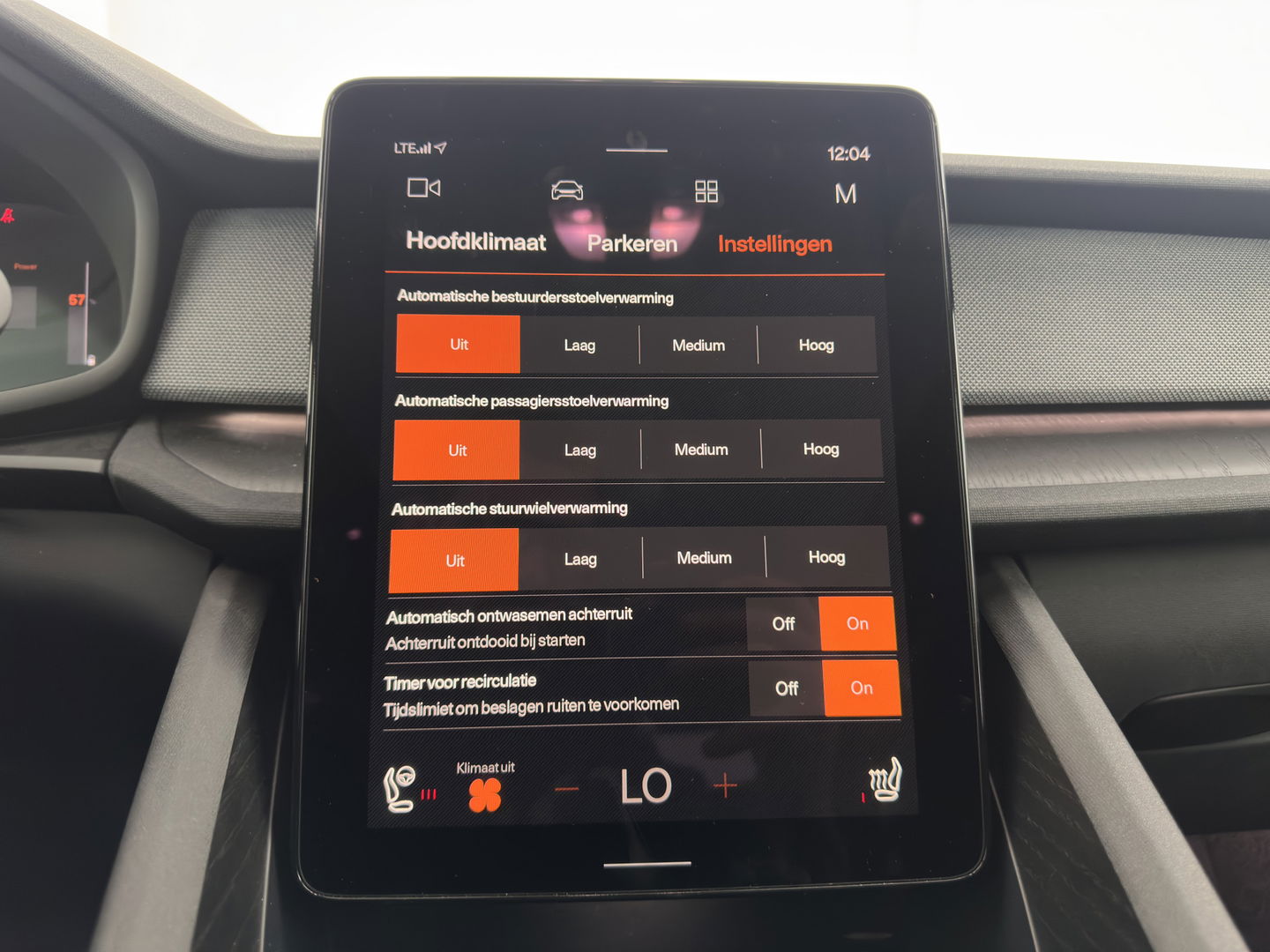 Polestar 2 Long Range Dual Motor Launch Edition 78kWh [ 3-Fase ] {SOH-92%} (INCL-BTW) *PANO | LEATHER | NAVI-FULLMAP | FULL-LED | BLIND-SPOT | KEYLESS | LANE-ASSIST | DIGI-COCKPIT | CARPLAY | DAB+ | HEATED-COMFORTSEATS | ECC | MEMORY-PACK | PDC | 20''ALU*