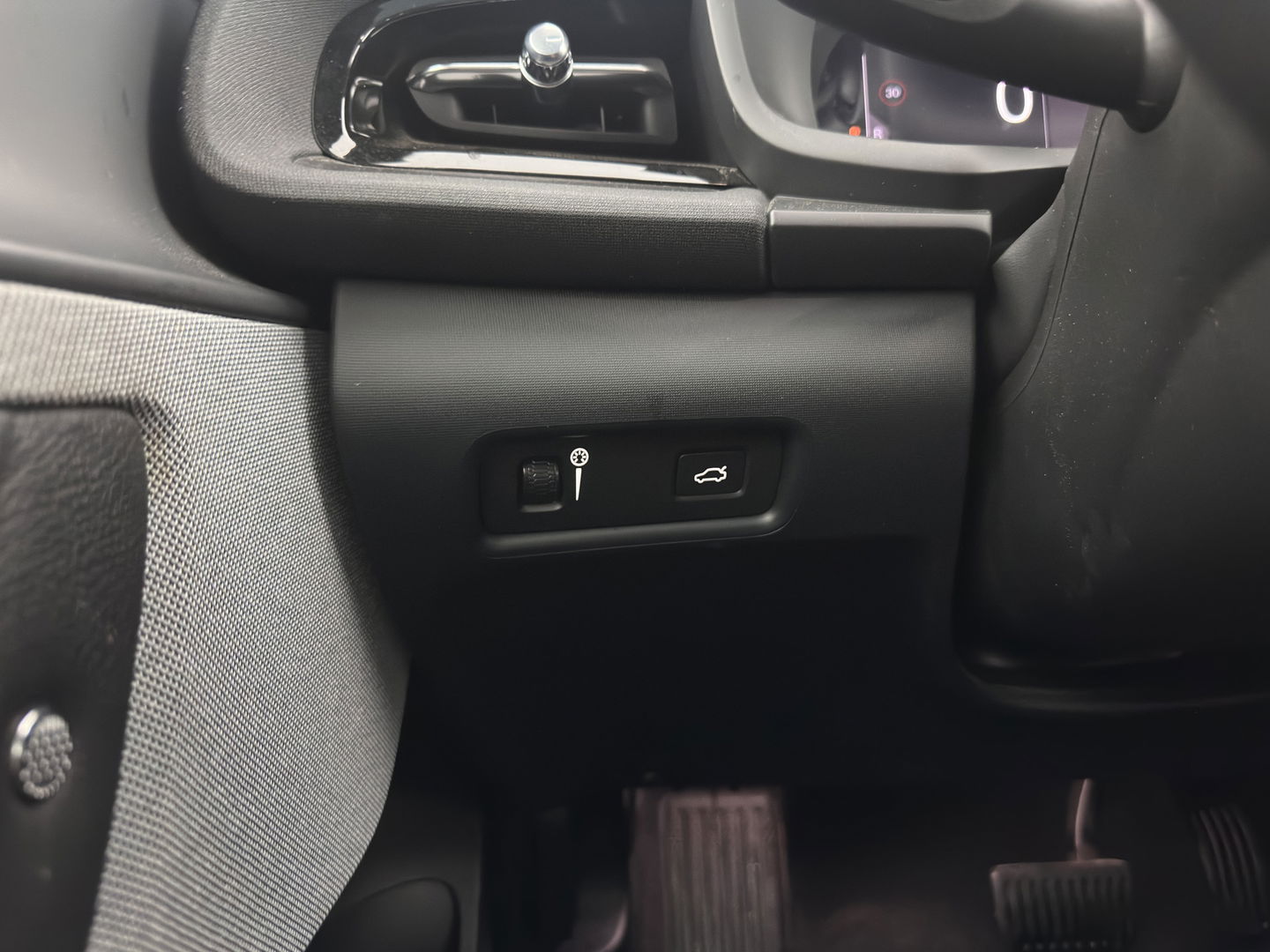 Polestar 2 Long Range Dual Motor Launch Edition 78kWh [ 3-Fase ] {SOH-92%} (INCL-BTW) *PANO | LEATHER | NAVI-FULLMAP | FULL-LED | BLIND-SPOT | KEYLESS | LANE-ASSIST | DIGI-COCKPIT | CARPLAY | DAB+ | HEATED-COMFORTSEATS | ECC | MEMORY-PACK | PDC | 20''ALU*