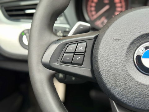 BMW Z4 Roadster sDrive18i Executive | Hardtop | Dealer Onderhouden | 2 Eigenaren | Cruise Control | Parkeersensoren | Stoelverwarming | Bluetooth | Lederen Bekleding | 19" Lichtmetaal |